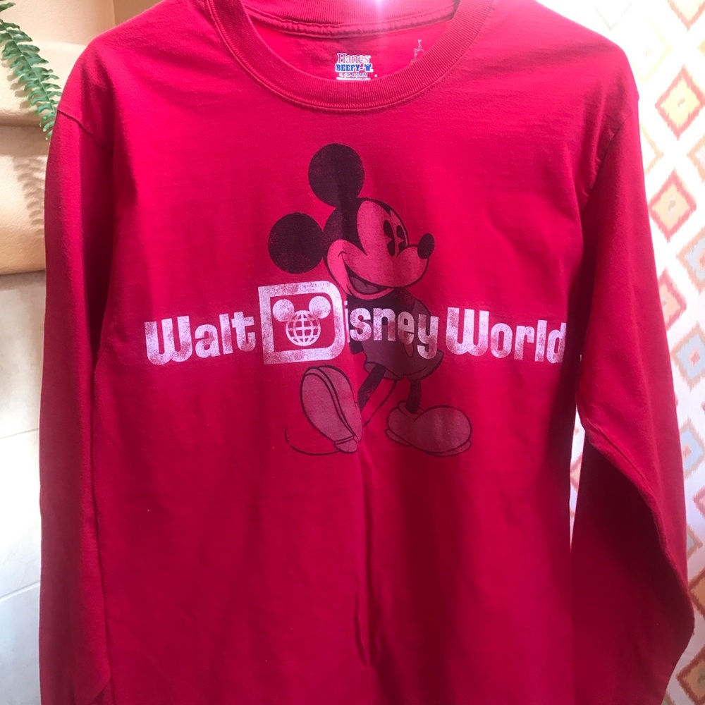 Disney World t shirt